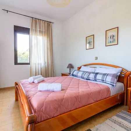 Alonia Summerhouse In Fanes