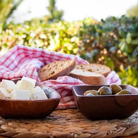 Alonia Summerhouse In Fanes